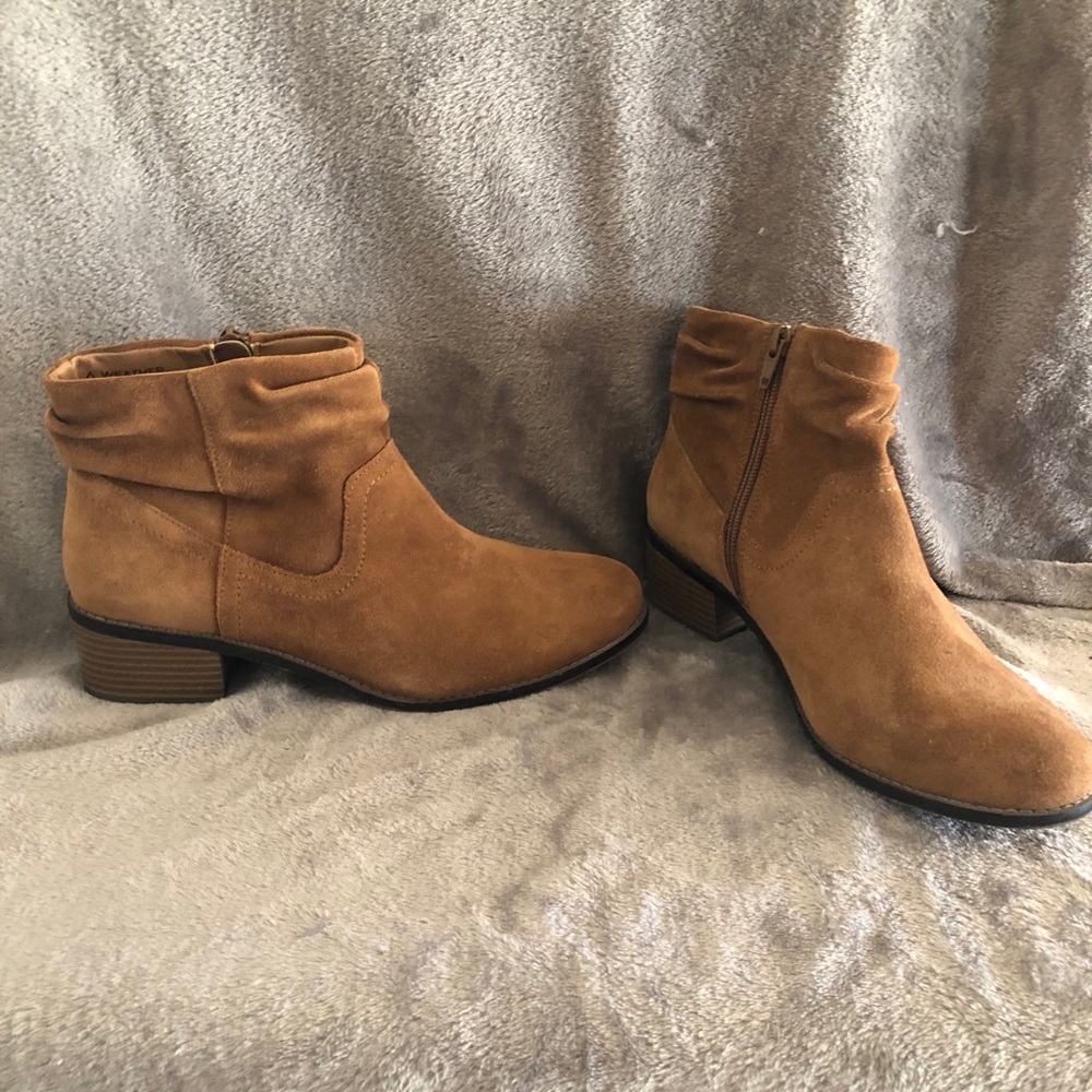 Vionic Booties